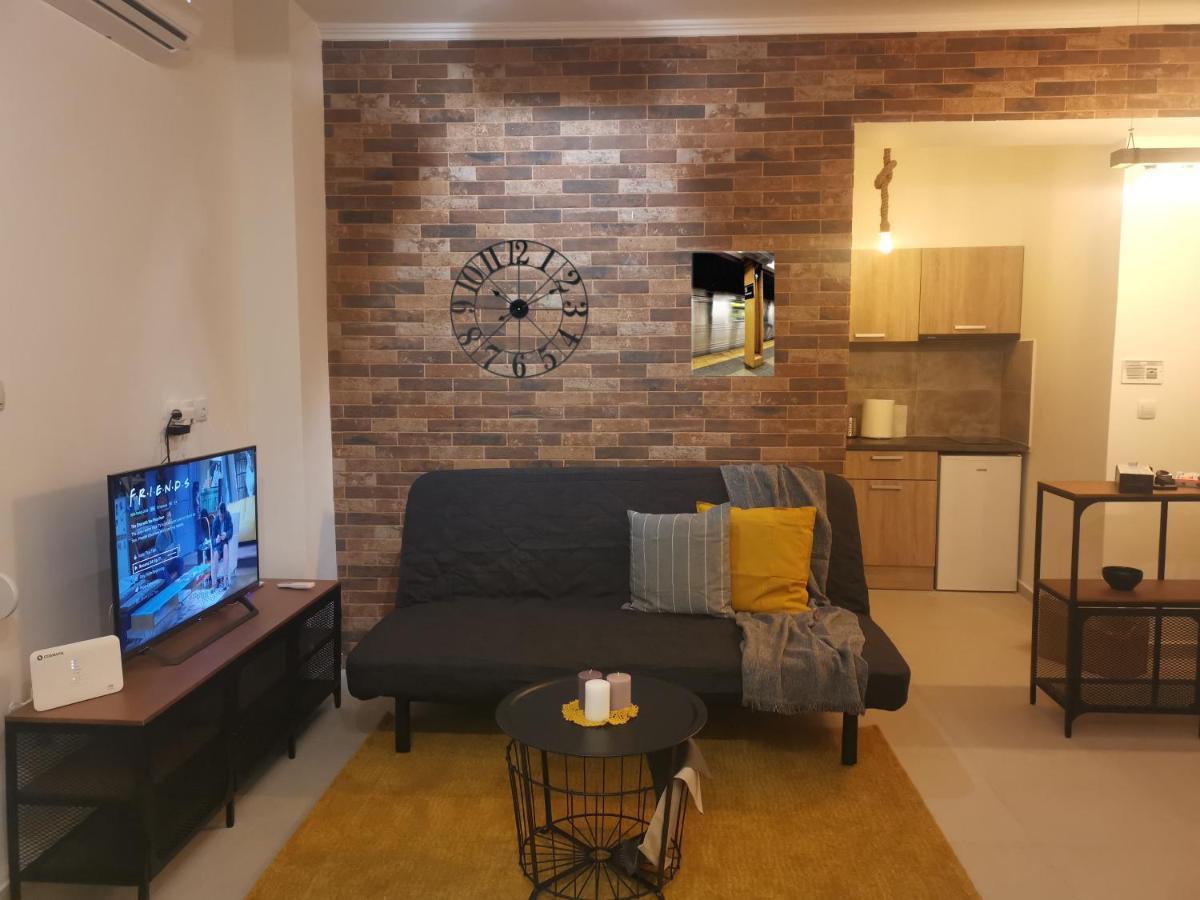 Apartment Cozy Next To Acropolis & Plaka Athen
